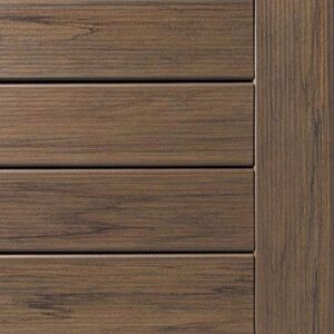 planche-de-finition-pour-terrasse-composite-massive-renforcee-ondoyante
